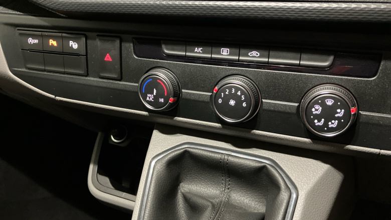 Volkswagen Transporter T32 Lwb Diesel 2.0 TDI 150 Highline Kombi Van